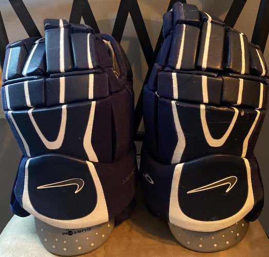 Nike Hockey Gloves Quest 2 14"
