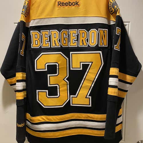 Patrice Bergeron Medium Bruins Hockey Jersey Purchased @TD Garden