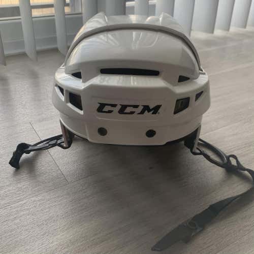 Medium CCM V08 used