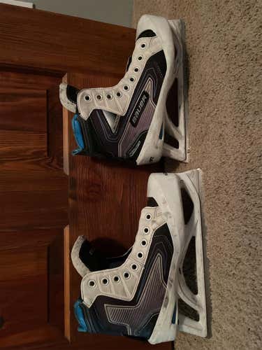 Junior Bauer Reactor 5000 Regular Width  Size 5 Goalie Skates
