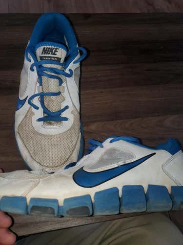 Blue Nike Training shoes Adult Size 9.5 (Women's 10.5)