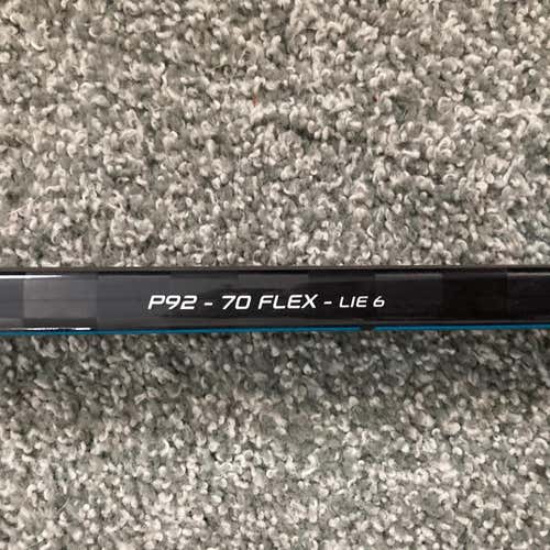 Senior Left Hand Nexus 2N Pro Mid Pattern  Hockey Stick