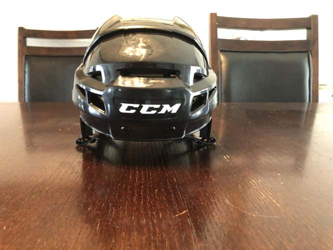 Black Used Medium CCM Vector V08 Helmet Pro Stock