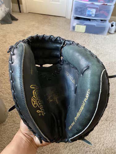 High School/College Right Hand Throw Heart of the hide 13" Catcher's Glove