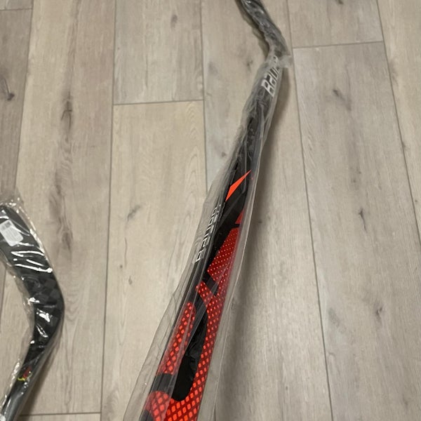 Senior Left Hand Vapor FlyLite Pro Stock Hockey Stick