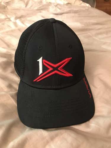 Black Adult One Size Fits All Bauer Hat