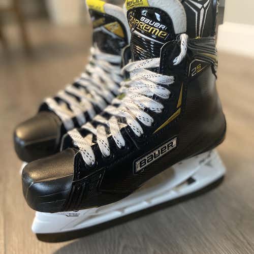 Bauer Supreme 2S 5.5 D Hockey Skates With 3 Sets Of Steel (2 Tydan DLC)