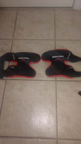 Used youth Bauer knee pads