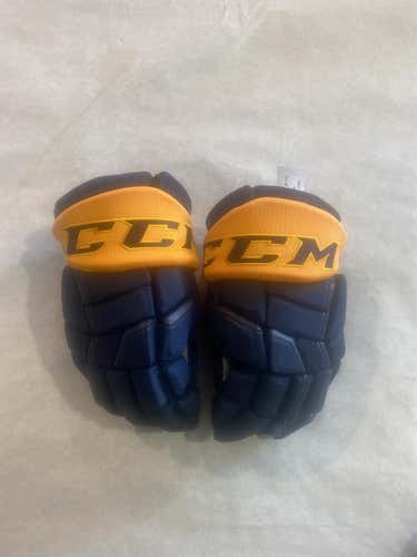 New Buffalo Sabers Stock Blue Senior CCM HGQLXP 14" Pro Stock Gloves