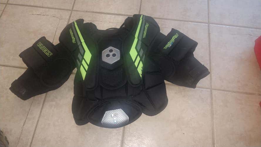 Used youth Medium Vaughn Goalie Chest Protector