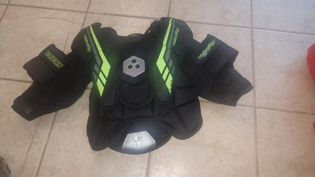 Used youth Medium Vaughn Goalie Chest Protector