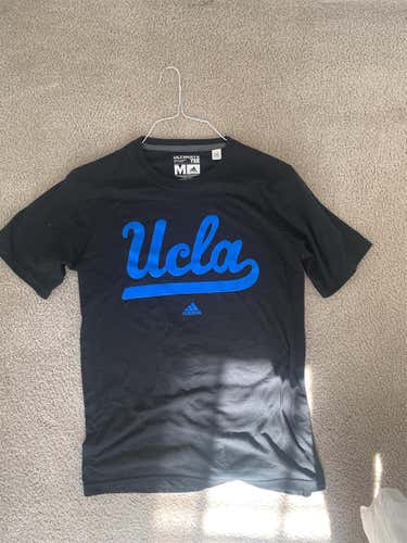 UCLA Adidas T-Shirt Size M