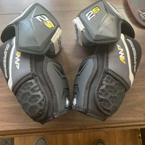 Senior Medium Bauer Supreme  Elbow Pads