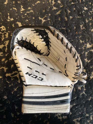 White Junior Regular Extreme Flex 400 Catch Glove