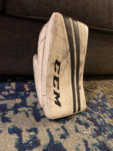 White Junior Regular Extreme Flex 400 Blocker