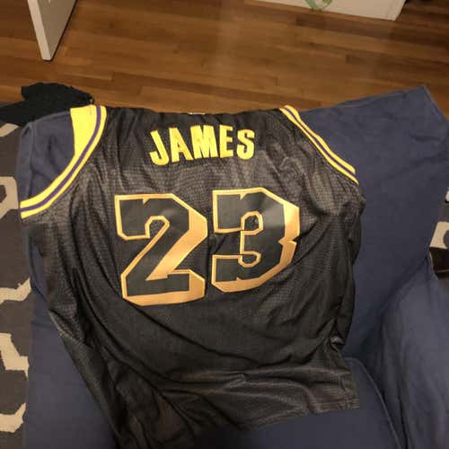 Lakers LeBron James Jersey