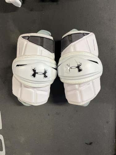 Used Large Under Armour Command Pro Arm Pads