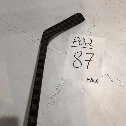 Senior Right Handed Nexus 2N Pro Heel Pattern Hockey Stick