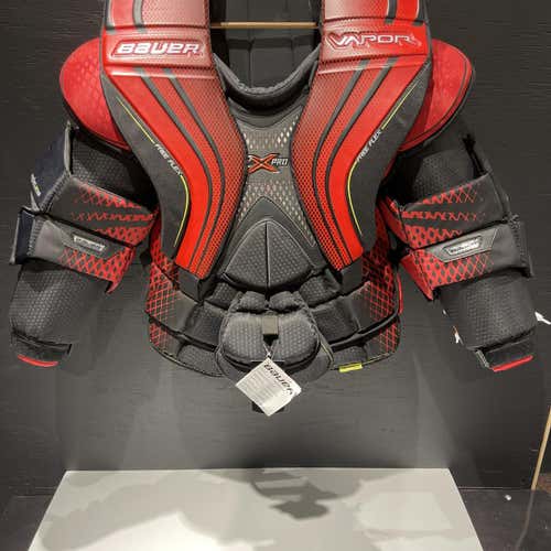 Senior Medium Bauer Vapor 2X Pro  Goalie Chest Protector
