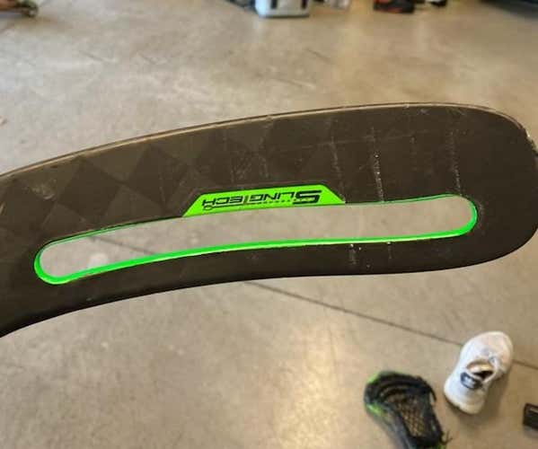 Bauer NEXUS ADV Hockey Stick P88 Flex 77 Righty