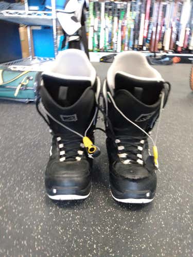 Used Burton Tribute Senior 10.5 Snowboard Mens Boots