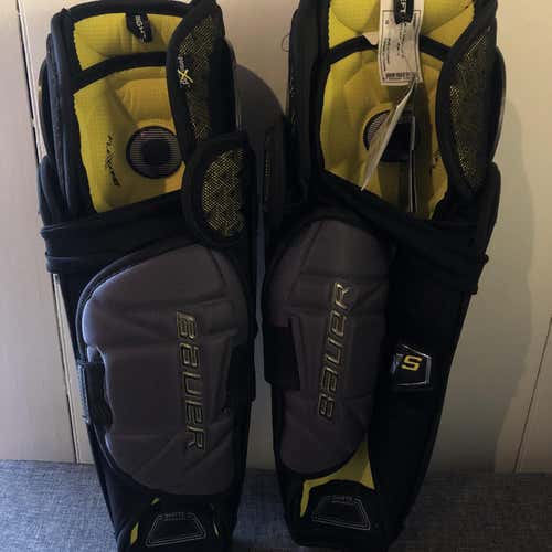 Senior Bauer Supreme 1S Shin Pads