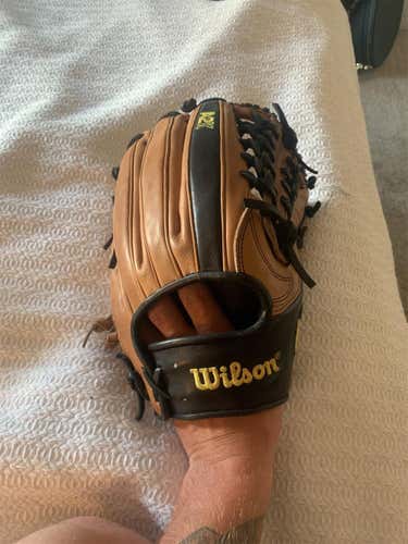 Brown High School/College Outfield A2K 12.5" Baseball Glove
