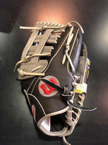 Black New Wilson Right Hand Throw A2000 Baseball Glove 13"