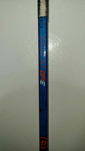 Used Intermediate Warrior Right Handed Fantom QRE Hockey Stick Mid Pattern