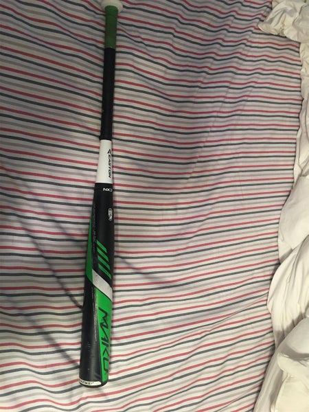 Kid Pitch (9YO-13YO) Composite Mako (-11) 19 oz 30" Bat