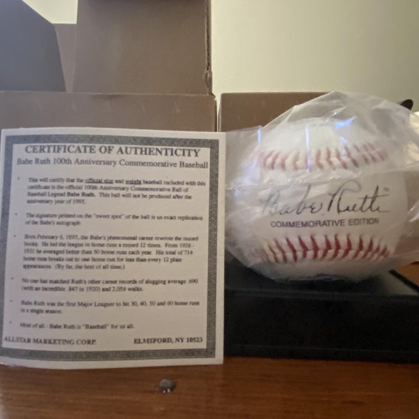 BABE RUTH 100TH Anniversary Commemorative SIGNATURE BASEBALL ORIGINAL BOX