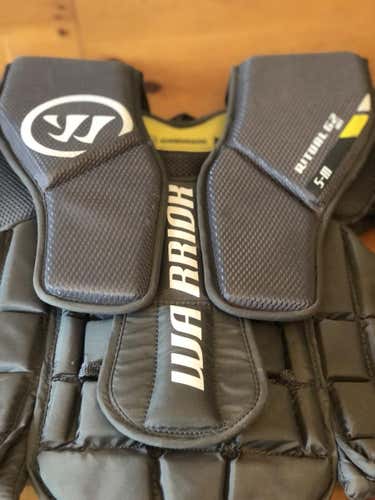 Used Intermediate Medium Warrior Ritual G2 Goalie Chest and Arm Protector Goalie Chest Protector