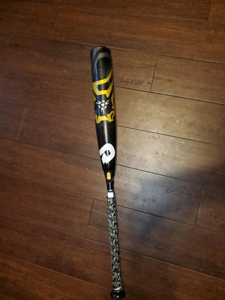 USSSA 2020 DeMarini Composite CF Bat 31/23 Great Condition with Lizard Skin wrap over original wrap