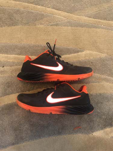 Cal State Fullerton Nike Baseball Issue Turfs