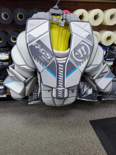 New Warrior Ritual G5 Sr+ Goalie Chest Protector - Med & Lrg