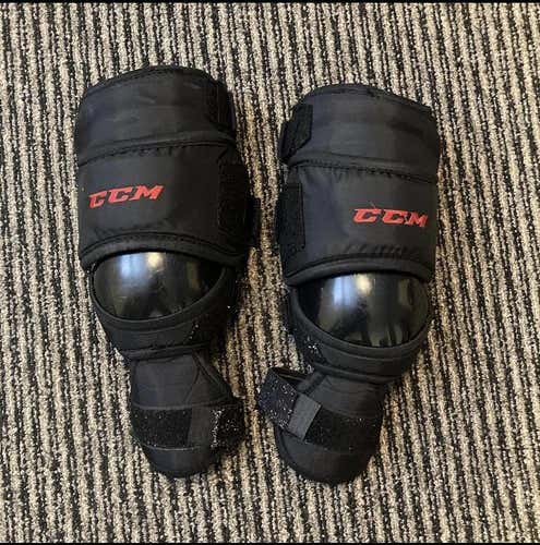 Goalie Knee Pads - Jr CCM