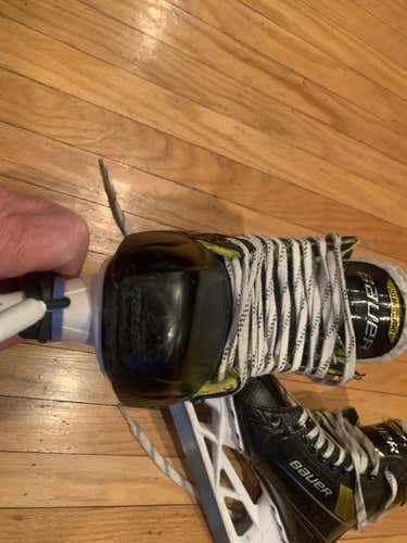 Used Junior Bauer 3S Pro Goalie Skates Regular Width Size 7