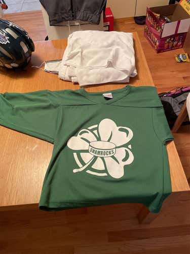 Green Youth Small / Medium Other Jersey