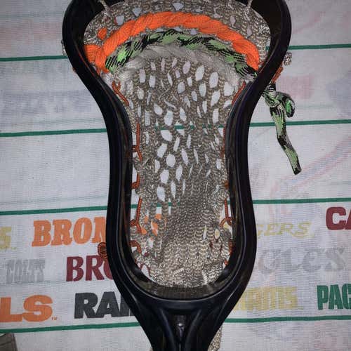 Warrior Blade Pro X6 Head Strung Box Pinched