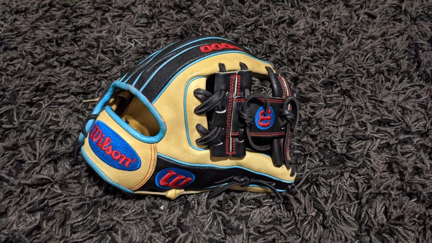 Wilson A2000 11.5"