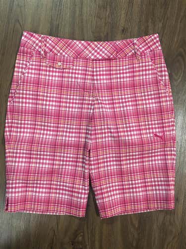 Puma Womans Golf Shorts, Size 2