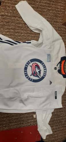 Columbus  Size 56 Adidas Practice Jersey Pro Stock w/game socks