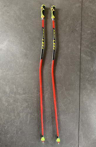 Used Carbon leki bent GS poles 125cm
