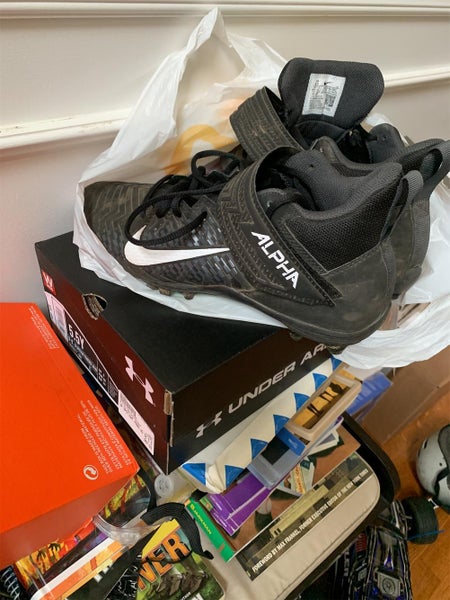 Black Adult Size 8.5 Nike Lax/football