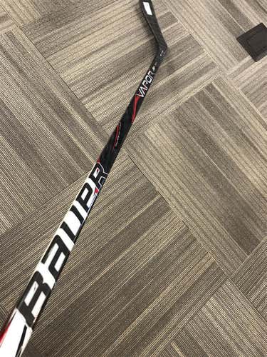 Senior Left Hand Vapor APX Toe Pattern  Hockey Stick