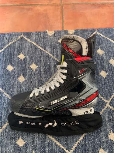 Senior Bauer Vapor 2X Pro  Size 7.5 Hockey Skates