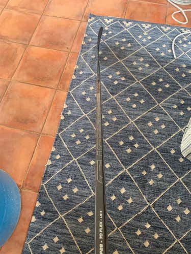 Intermediate Left Hand Supreme 2S Pro  Hockey Stick