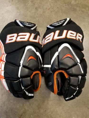 Bauer Vapor APX Gloves 13"