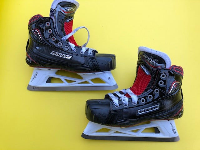 Used Junior Bauer VAPOR 1X Goalie Skates Extra Wide Width Size 4.5
