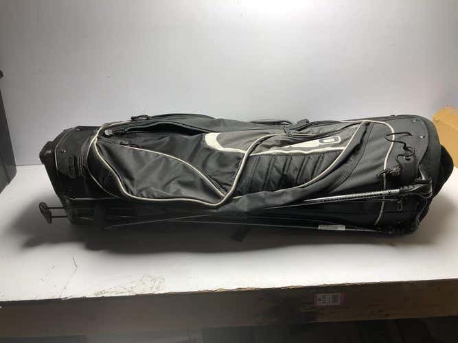 Used Ogio Arc Golf Stand Bags